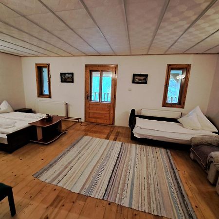 Casa Dintre Meri Poiana Mărului Extérieur photo