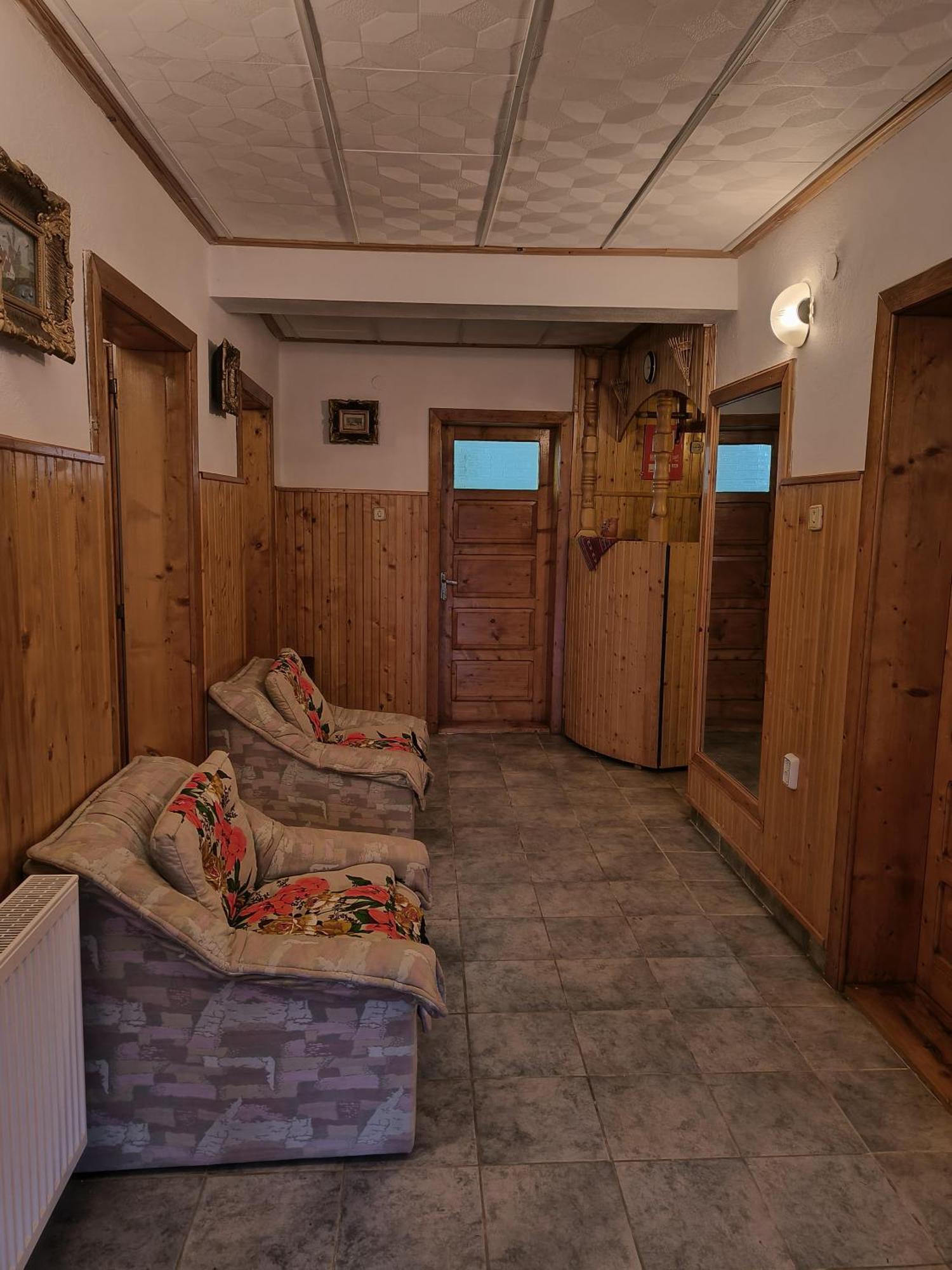 Casa Dintre Meri Poiana Mărului Extérieur photo